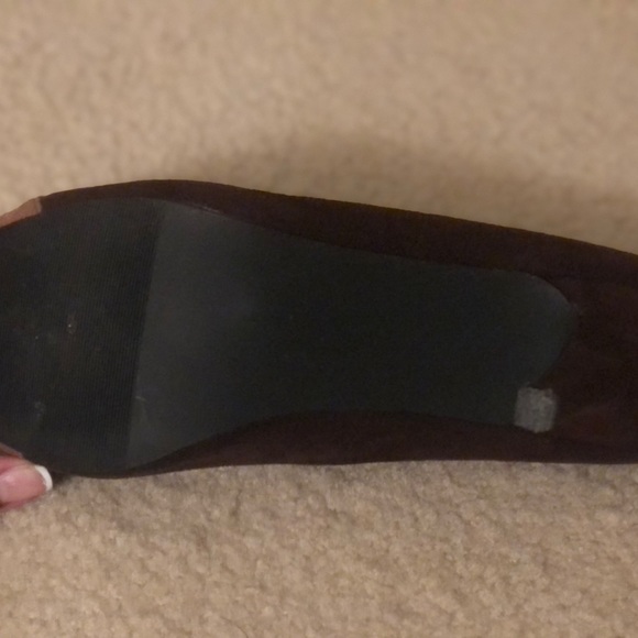 ANDIAMO Delish # 752225. Brown/ 2 tone Flower Pumps Heels Shoes Size 10M. - Picture 3 of 9